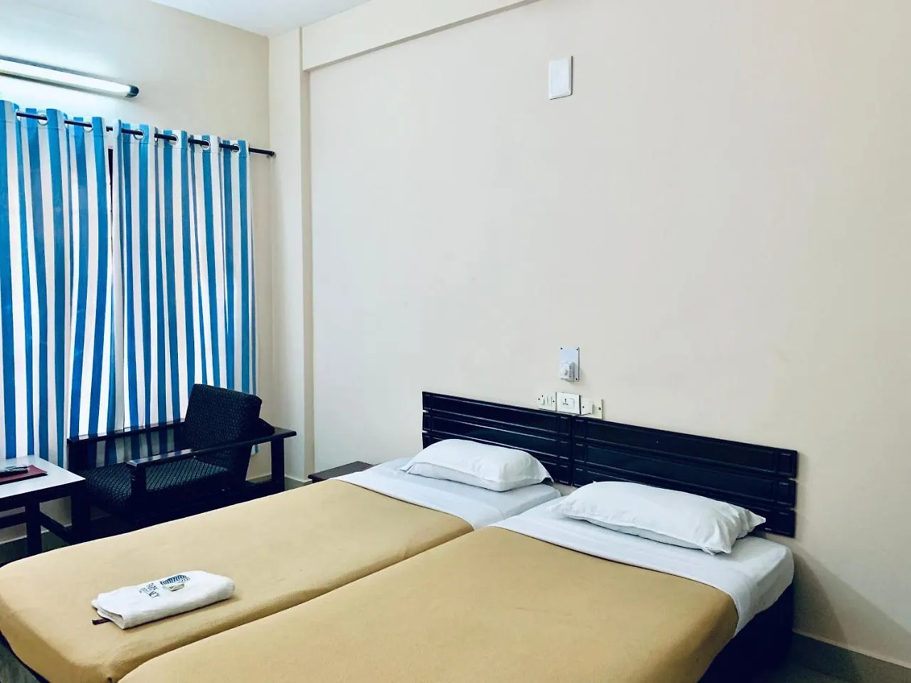 Hotel Paris Presidency Tellicherry